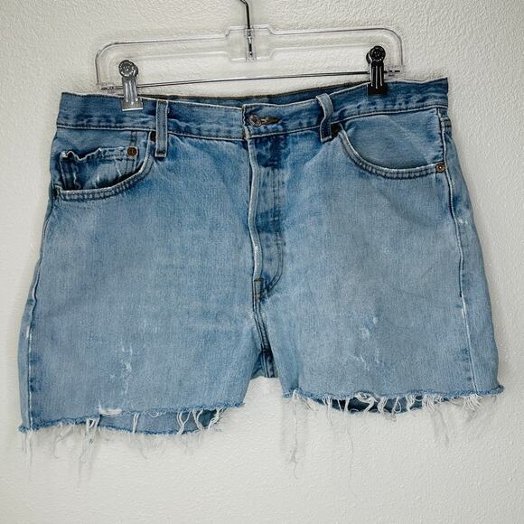 Levis 501 Light Blue Wash Button Fly Cutoff Refurbished Jean Shorts 36 - Picture 1 of 13